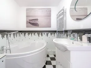 5 bedroom accommodation in St Newlyn, near Newquay - Image 5