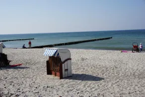 Wunderschöne 3 Zimmerwohnung mit Terrasse und nur 100 m bis zum Strand - Meeresrauschen Inklusive - Image 4