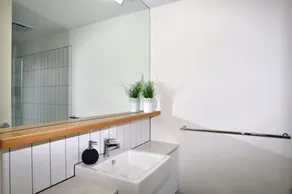 Luxe Townhouse - WiFi included - Image 4