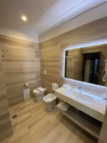 Grand Hotel Olympic - Image 4