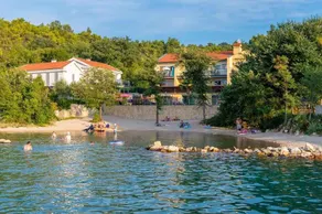 Apartamento de férias com varanda e ar-condicionado - Image 4