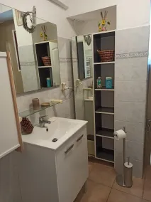 Joli Appartement à 7 min à Pied de la Plage - Image 2