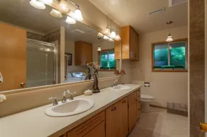 Riverfront Ranch House in Wine Country - Image 2