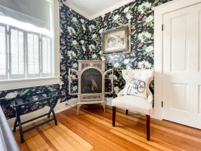Beekeeper's Cottage - Hot Tub, Heated Pool, Dog-friendly, Downtown - Image 3