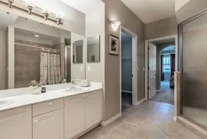 Beautiful Resort in Quiet, Gated Community w Pool - Image 3