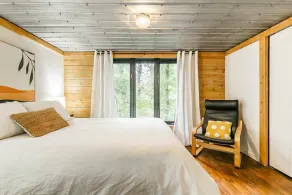 Le 14 Chalets Howard - Spa-Shower-Hammock-Bromont - Image 5