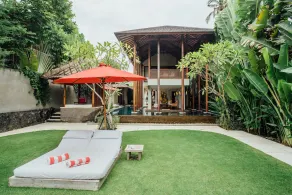 1BR Beach Front Villa - 10Min Drive To Bali Zoo! W/Swimming Pool! - Image 5