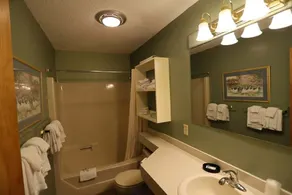2 bedroom condo sleeping 8 at Inns of WV - Image 2