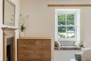 A traditional seaside cottage, with sea views and an easy walk to Portreath. - Image 2