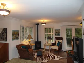 Relax or explore the forest & ocean in amazing Belcarra,  Metro Vancouver, BC - Image 4