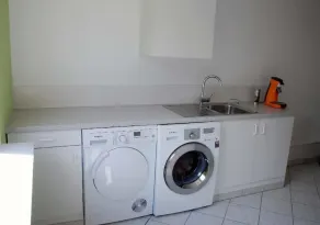 Vida moderna en un bungalow. - Image 2