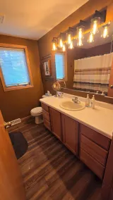 On Lake Arrowhead near beaches, golf and Sand Valley - Image 3