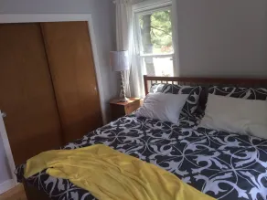 Happy Place On Lake Sunapee - 10 minutes from the ski resort - Image 5