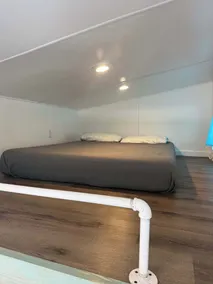 Tiny Aqua Oasis - Tiny House qui peut accueillir 6 confortablement WiFi gratuit - Image 4