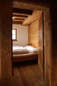 Mountain farm house for single occupancy in a spectacular location - Image 5