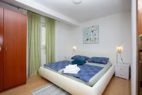 Two bedroom apartment with terrace and sea view Rogoznica (A-17129-b) - Image 3