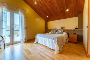 Villa Rural con Piscina Privada - Image 5