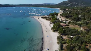 Villa i Pinarello, 2 minutters gang fra stranden med smuk udsigt over bugten - Image 2