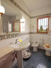 Smuk og hyggelig villa i Javea, på Costa Blanca, Spanien  med privat pool med plads til 10 personer - Image 3