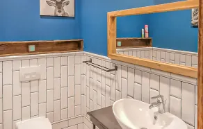 4 Bedroom Stunning Home In Mikorowo - Image 3