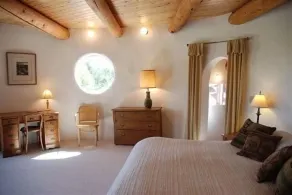 Casa Ambrosia: Unikt Adobe-hem med utsikt över bergen i en vacker floddal - Image 3