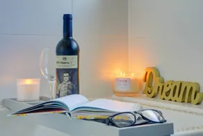 Inspire Homes 2-Bed Sleeps 5 near Leamington & M40 - Image 4