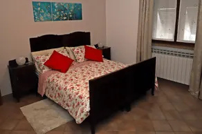Dory's apartment - Image 5