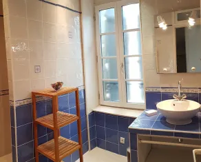 Bekvämt hus karaktär - Image 4