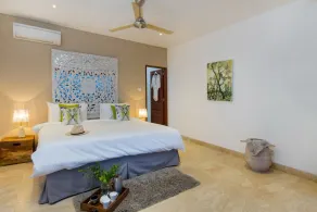Magnificent Ocean View 6BR Villa, Uluwatu - W/Infinity-Edged Swimming Pool! - Image 4