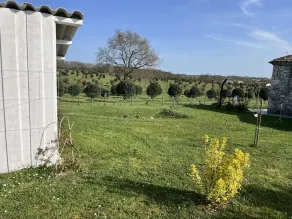 Chai de charme avec jacuzzi privatif, jardin clos et WiFi - Image 3