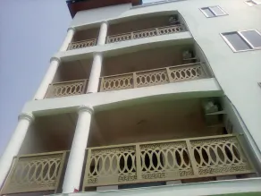 Regal Royal Suites - Image 2