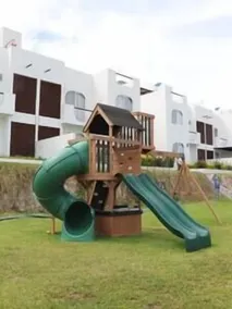 Bonita Casa en Condominio con Alberca y Acceso al Lago - Image 3