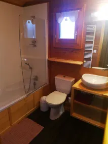 Einzelchalet \"LA DATCHA\" 8 Personen Ski-In Ski-Out - Image 3