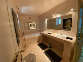 Maison de Charme Avec Piscine - Image 2