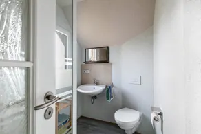 Holiday Home 'Obergeschoss' with Balcony and Wi-Fi - Image 4