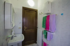 hOLIDAY hOME cANTERAN - Image 5