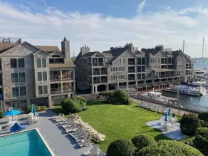 Newport Harbor front Luxury Resort, Two Bedroom with indoor/outdoor pools - Image 2
