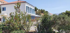 Villa on the seafront for 8 people - Image 2