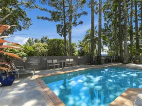 Picture Point 4 - 500m to Hastings St & Noosa Beach - Image 5