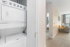 Cozy Belltown Condo with amazing Elliott Bay Views - Image 2