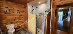 WOW!!! Must Read \"Reviews\" on this 4-5 BR. 2 BA. w/Game Rm Lake Front Home - Image 5