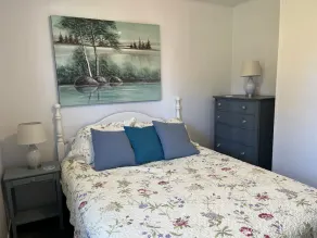 Little Haven Cottage - Ocean view 2 bedroom cottage with beach access. - Image 5