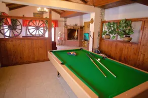 Family-Friendly Villa Belvedere with great garden and private pool - Image 4