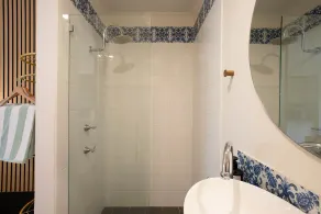 Alcorn Garden-Dog friendly 2 mins walk to beach - Image 2