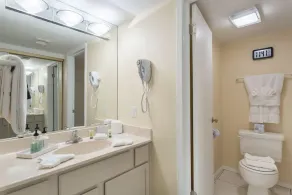 Saida 1 404 - 2 bdrm/2 bath, recently renovated at South Padre Island's premier resort - Image 2