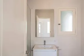 Villa Ocean Breeze - Steps away from the Beach - Image 3