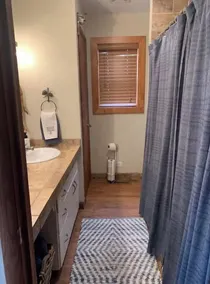 Charming cabin!Perfect lake getaway for your family or fishing trip. - Image 2