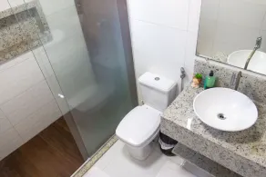 Fit with 24 hour surveillance, swimming pool, garage, close to the airport and center .. - Image 3