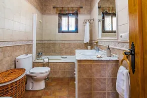 Charming Home with Pool, Spacious Terrace, Garden & Wi-Fi; Pets Allowed, Parking Available - Image 4