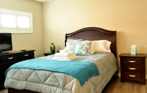 Renovated, 1,350 sq ft home central to L.A & O.C Property overview - Image 4